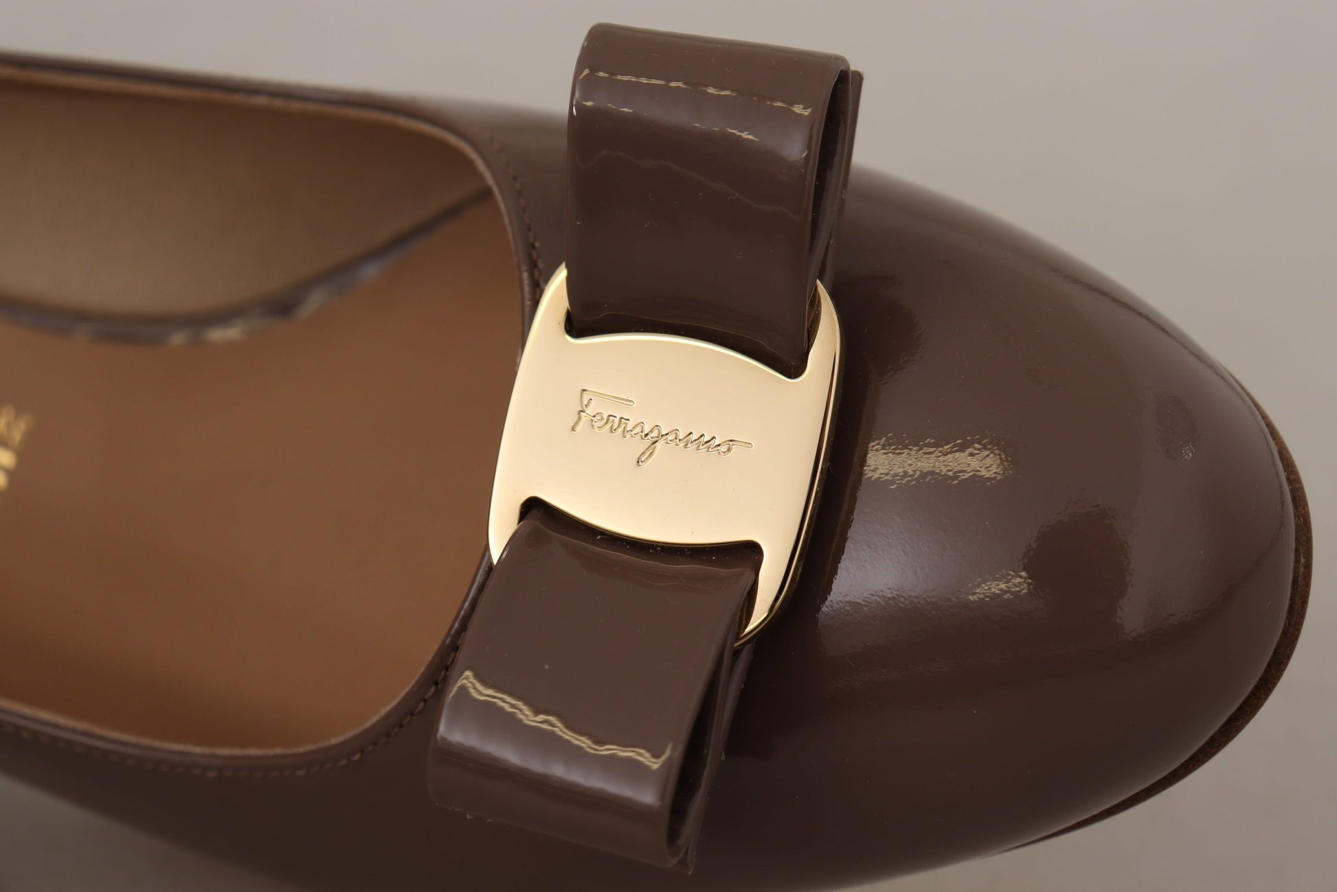 Salvatore Ferragamo Elegant Caraway Brown Pumps with Vara Bow - Ora And Co.