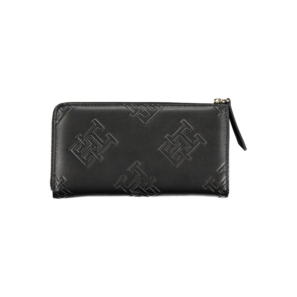 Tommy Hilfiger Elegant Zip Wallet with Contrasting Accents - Ora And Co.