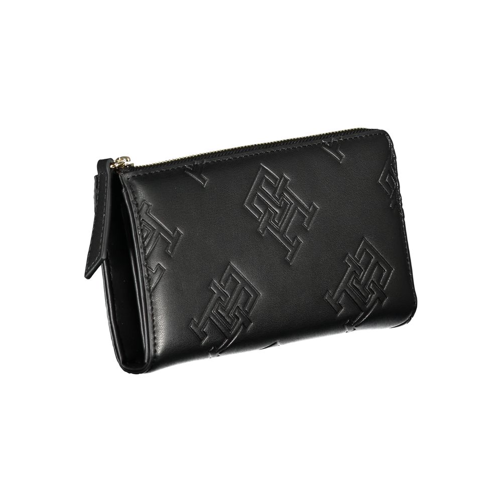 Tommy Hilfiger Elegant Zip Wallet with Contrasting Accents - Ora And Co.